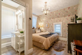 Kingsville House - The Birds Nest Room